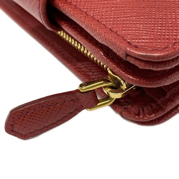 PRADA - Red Saffiano Metal (Leather) Bifold Wallet 400-042825 - Picture 5 of 9